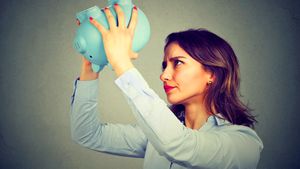 Why Rising US Savings Rate Isn't Paying Off