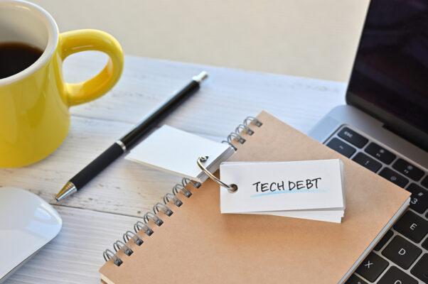 Laptops consume 20.9% of hardware budgets, but small orgs refresh them less systematically than large ones, hurting productivity.