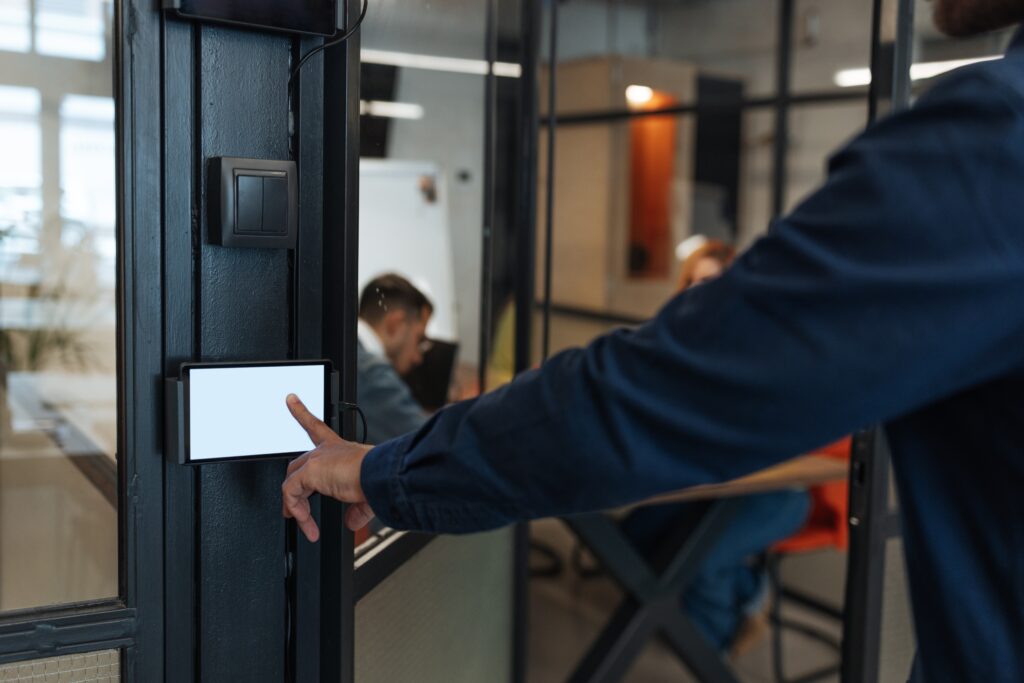 Establishing IoT governance before facilities goes shopping - Spiceworks