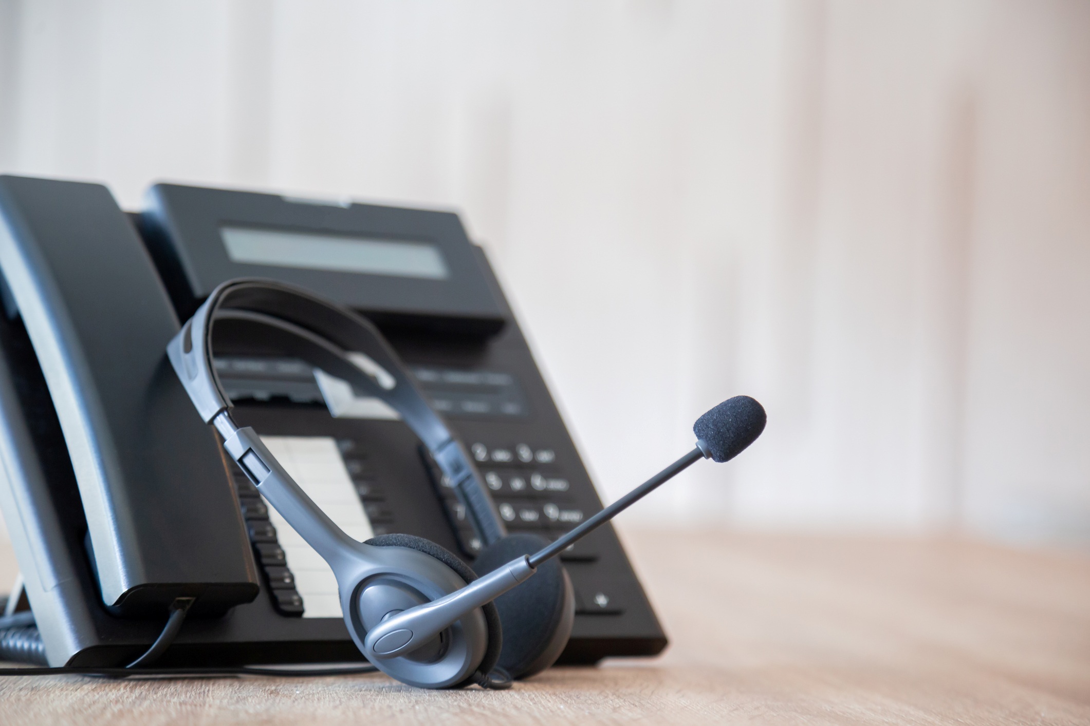 AI capabilities in VoIP/UC offerings: Ratings are a mixed bag (it’s complicated)